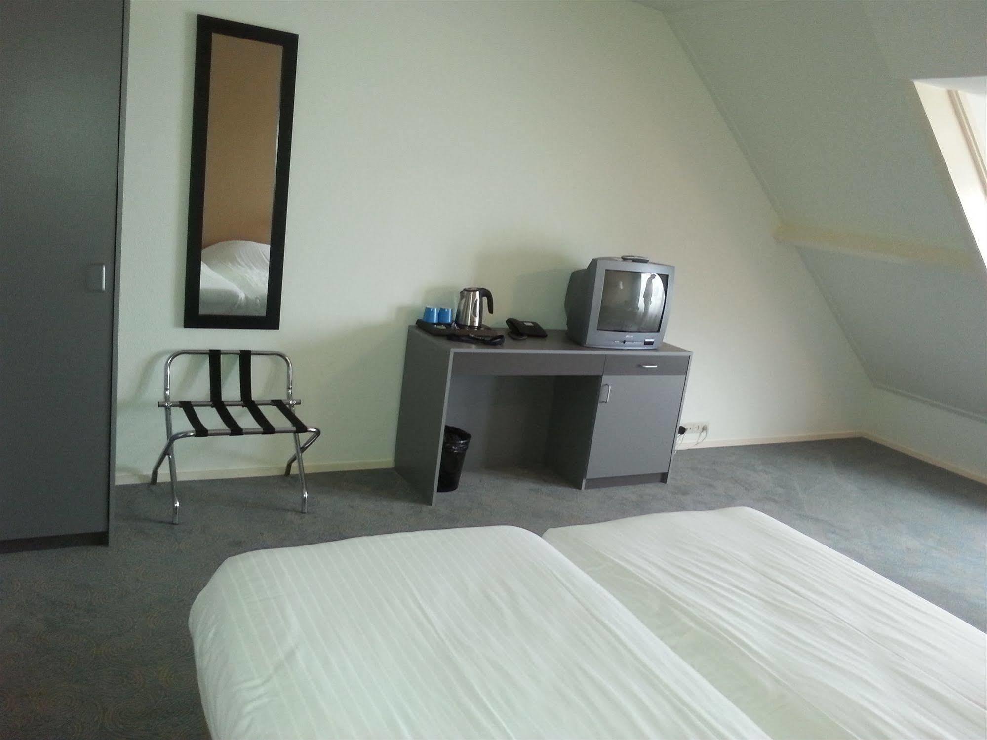 Galamadammen Hotel Jachthavens Koudum ภายนอก รูปภาพ