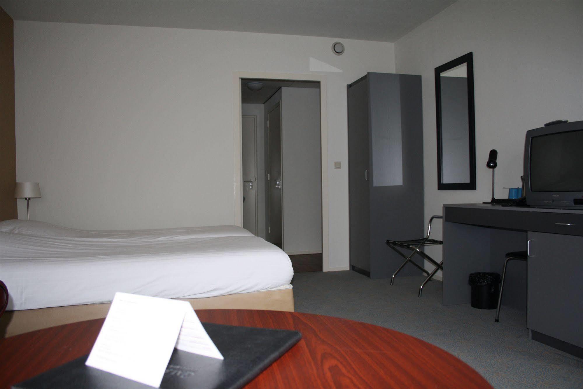 Galamadammen Hotel Jachthavens Koudum ภายนอก รูปภาพ